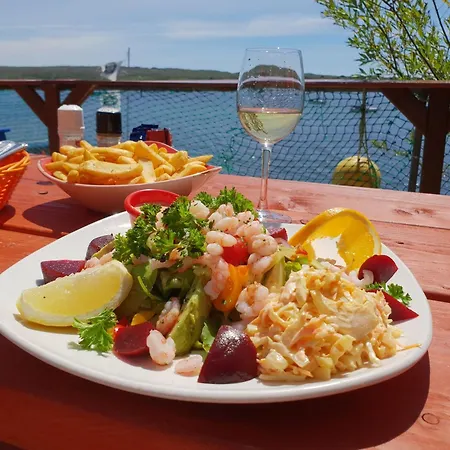 Dom wakacyjny Rugosa, *