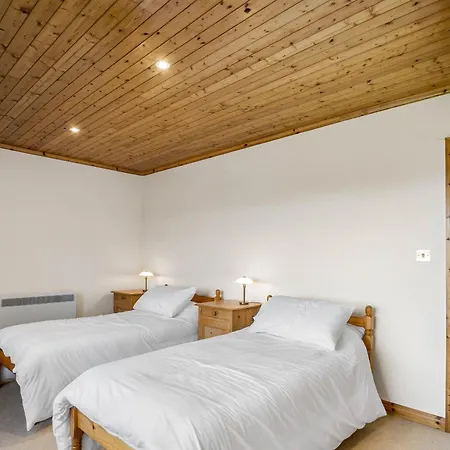 Rugosa, Holiday home *