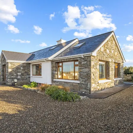 בית נופש Rugosa, באליקונילי